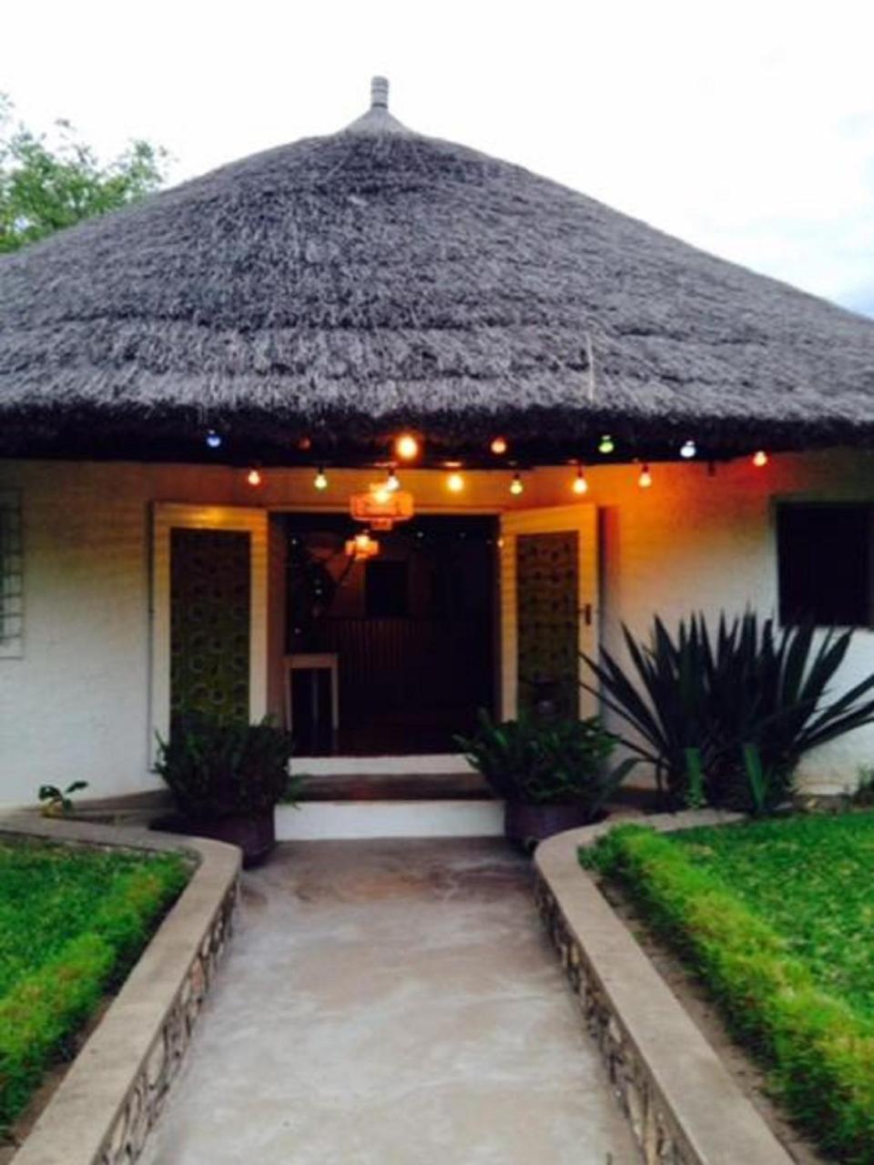 Musungwa Safari Lodge Shanjungu Екстер'єр фото